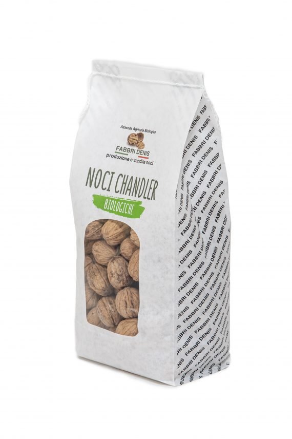 Noci bio italiane 1kg. €11,90